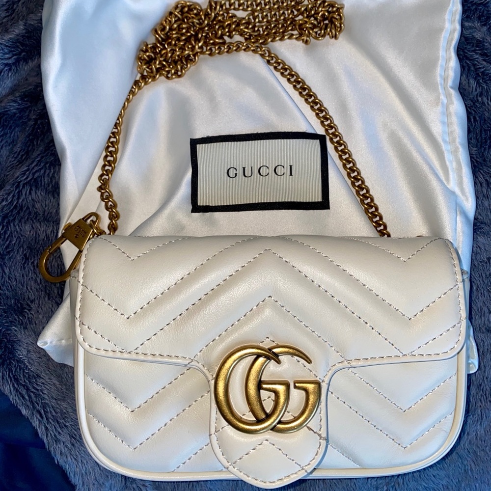 Gucci GG Marmont Super Mini in White